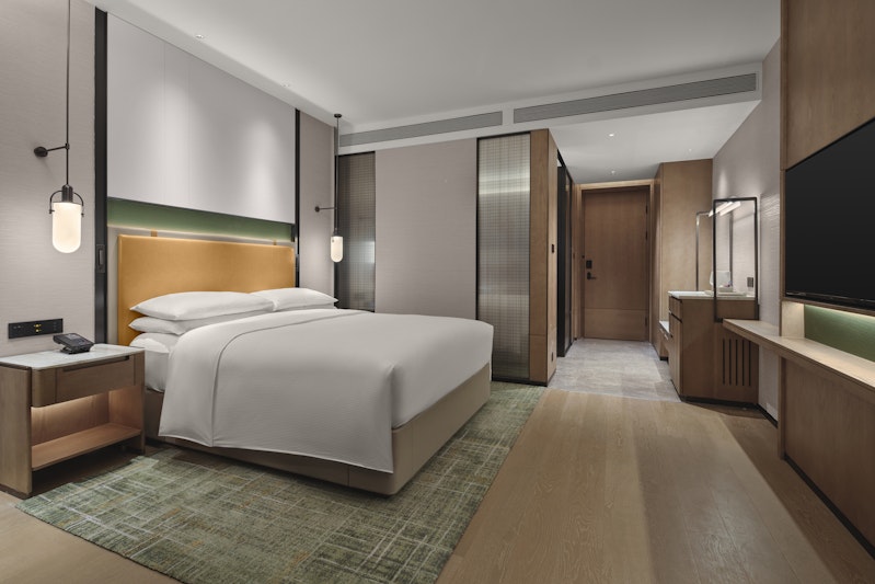 DoubleTree by Hilton Zhengzhou East 11/41