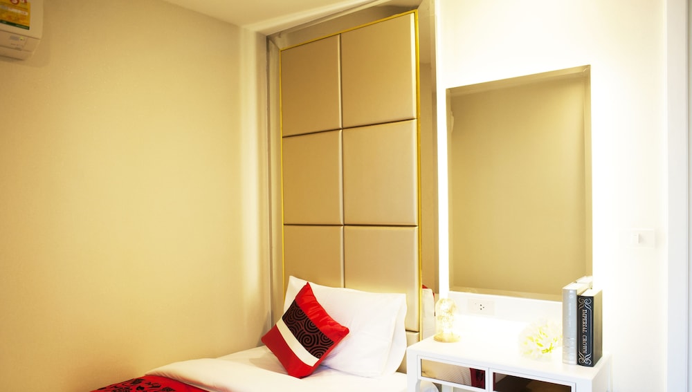 Hope Land Hotel & Residence Sukhumvit 8 33/77