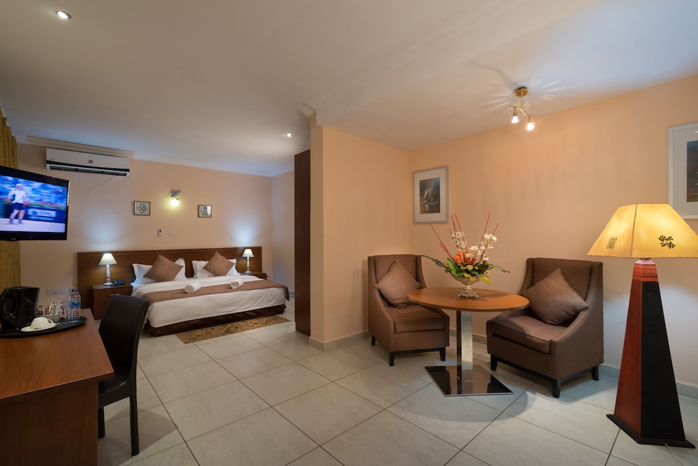Midindi Hotel 41/61