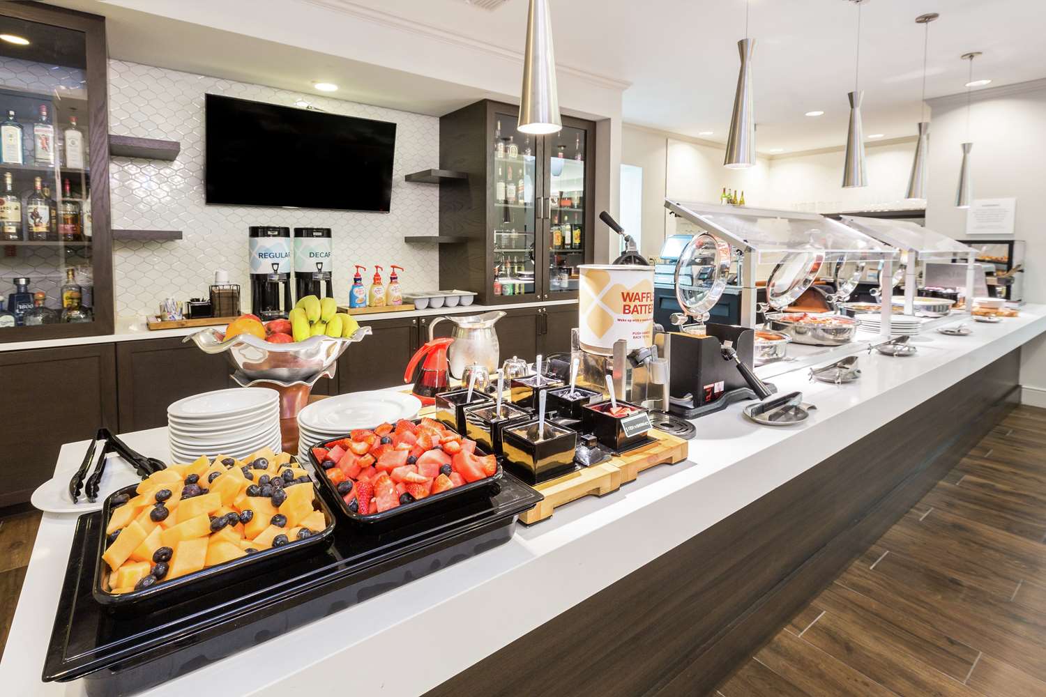 restaurant cafeteria