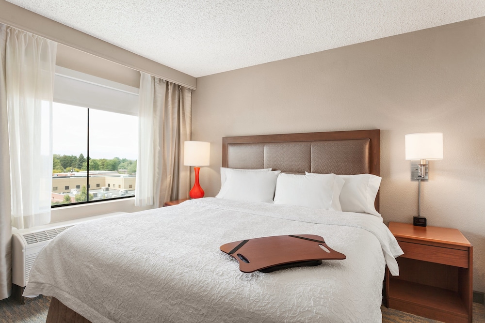 Suite, King Bed, Balcony