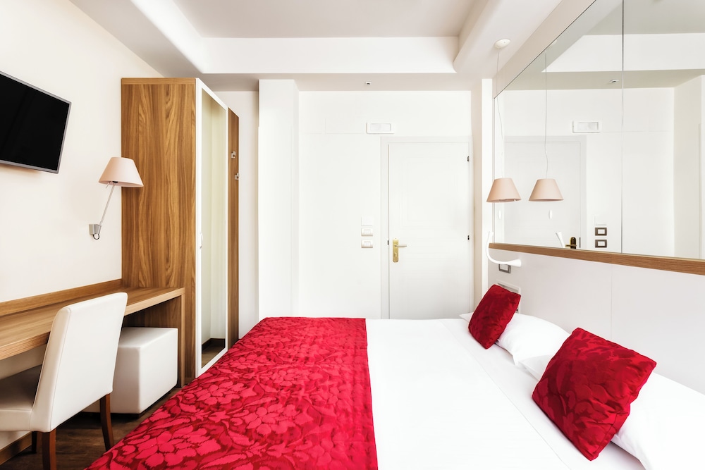 Classic, Convertible Double Bed