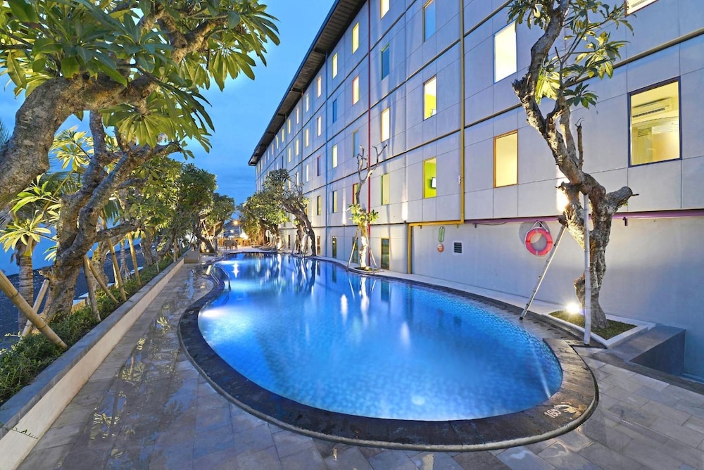 Singaraja Hotel 58/59