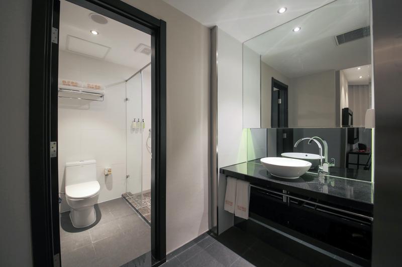 Orange Hotel Select Luohu Shenzhen 56/57