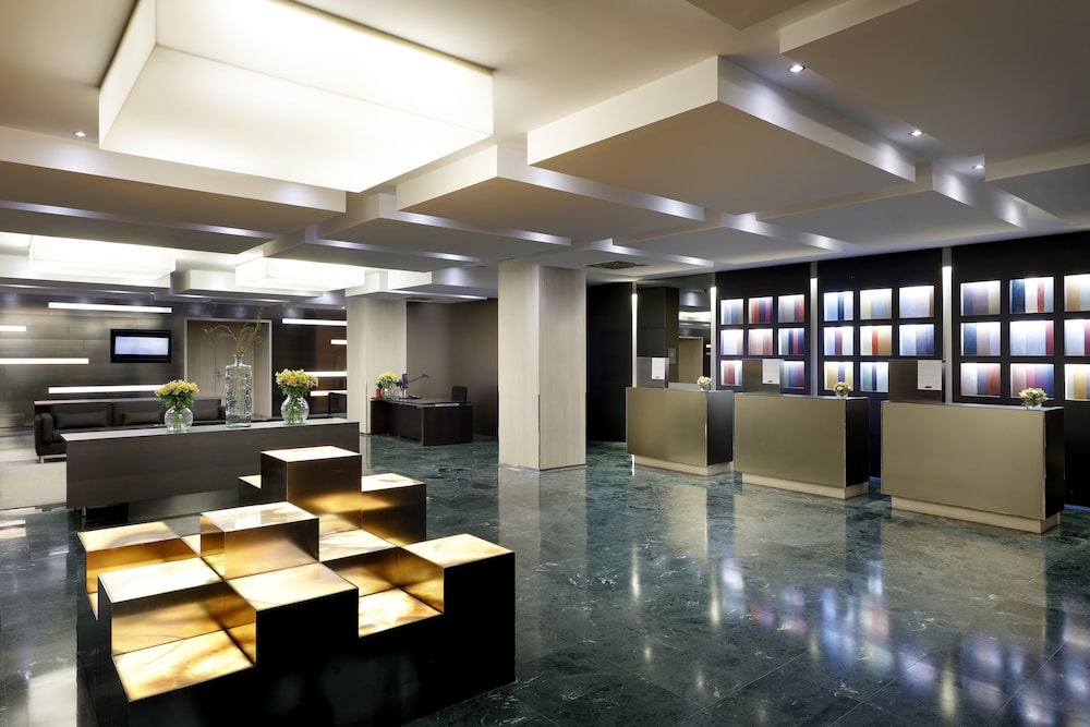 Lobby at MELIA BARCELONA SARRIA, BARCELONA