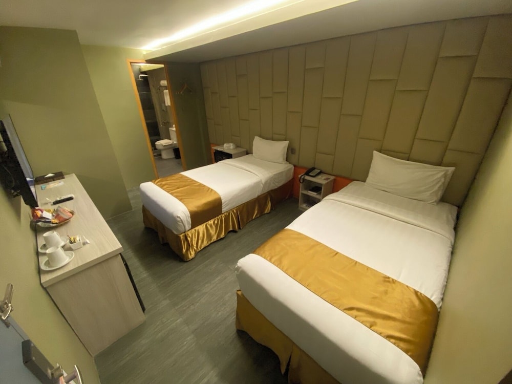 Felicity Island Hotel 10/55