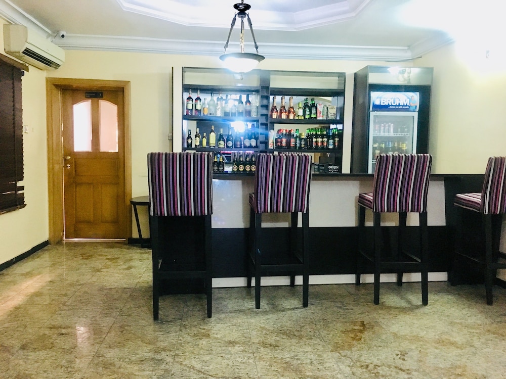Topaz Luxury Suites & Apartments 27/40