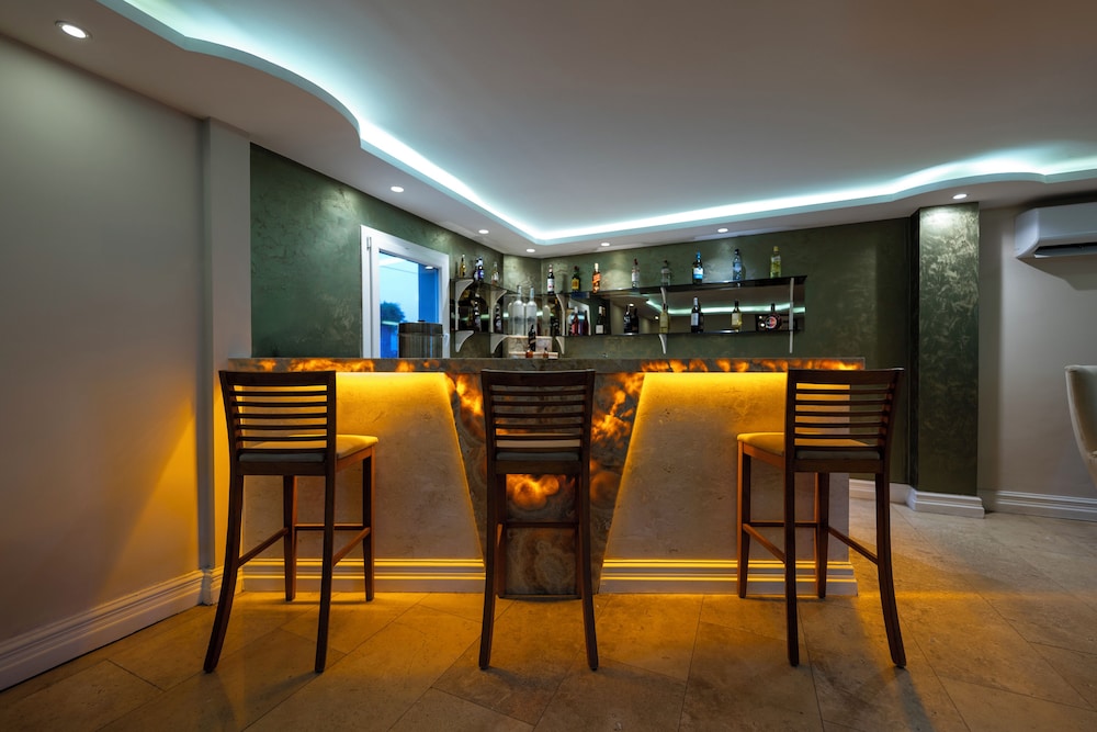 Olivias Group Hotel 22/42