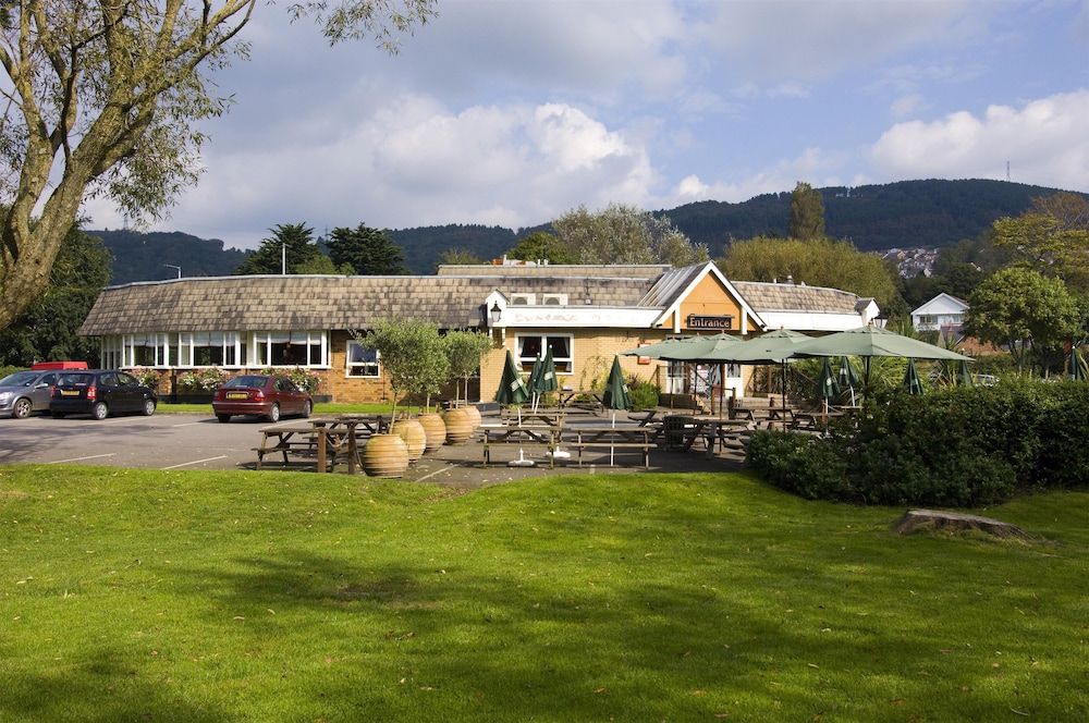 Premier Inn Port Talbot 26/29