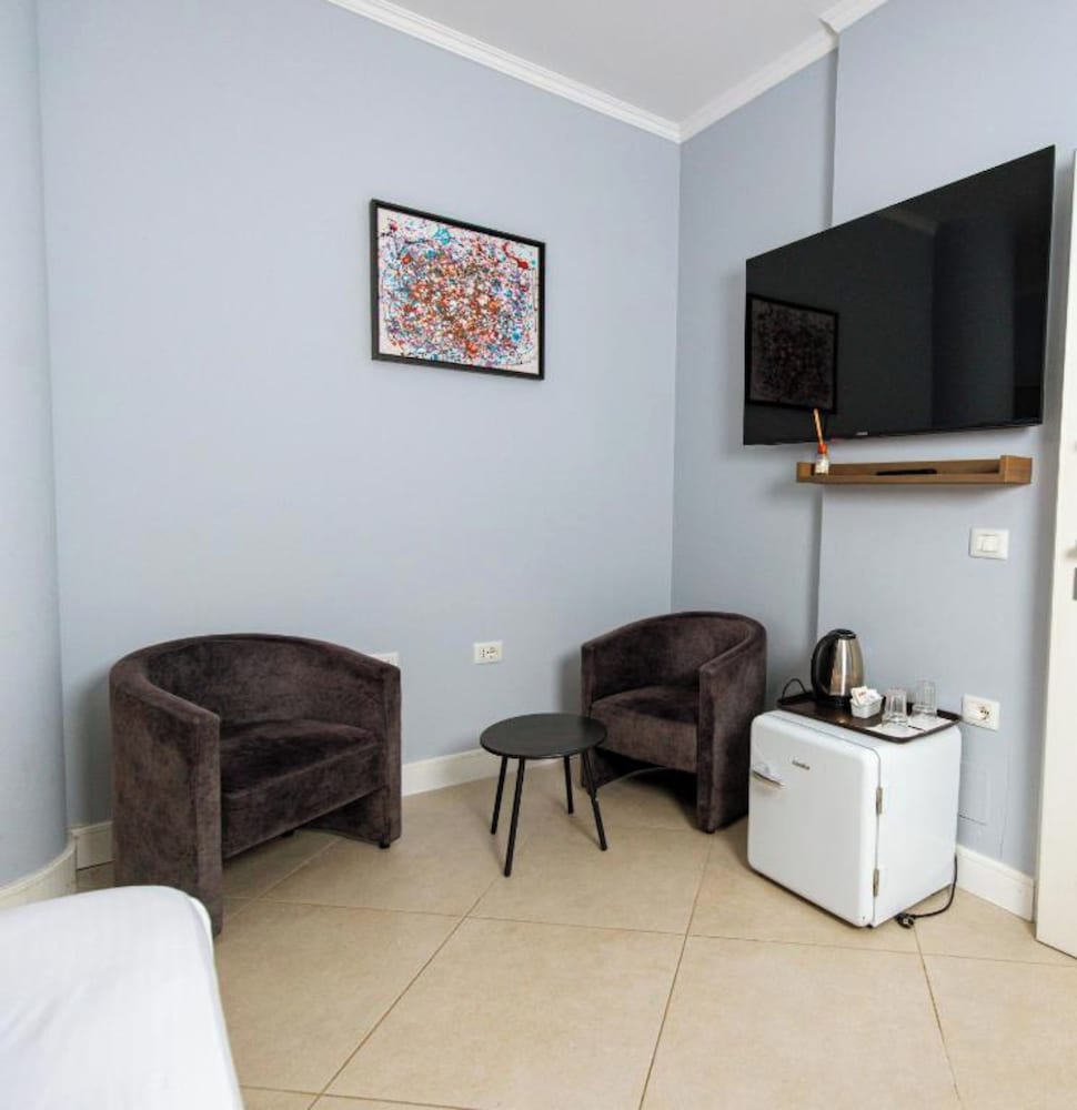 Oxygen Boutique Hotel Tirana 34/55