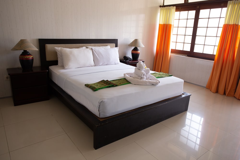 Royal Trawas Hotel & Cottages 5/55