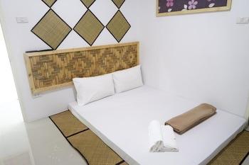 Basic, Double Bed, No Window