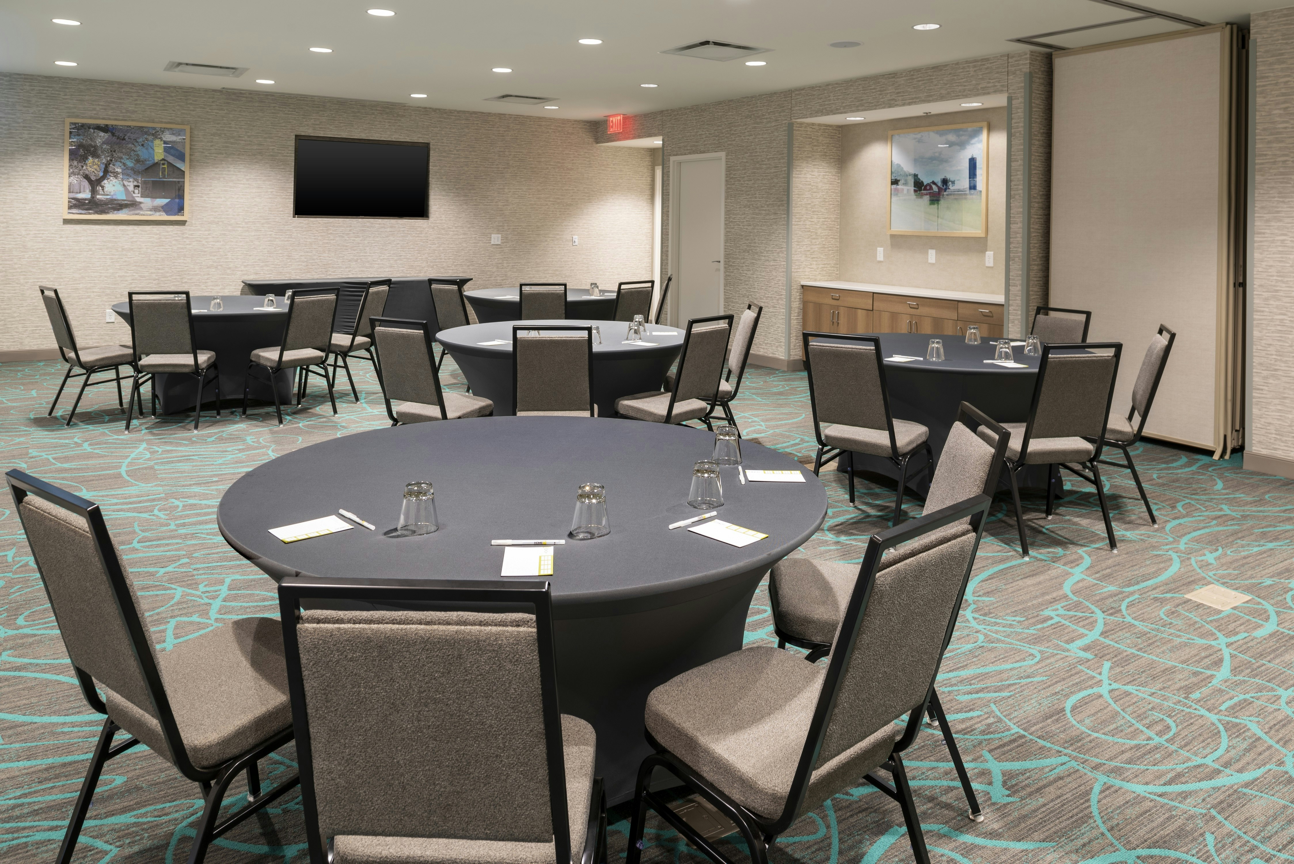 Home2 Suites By Hilton Appleton Wi 12/18