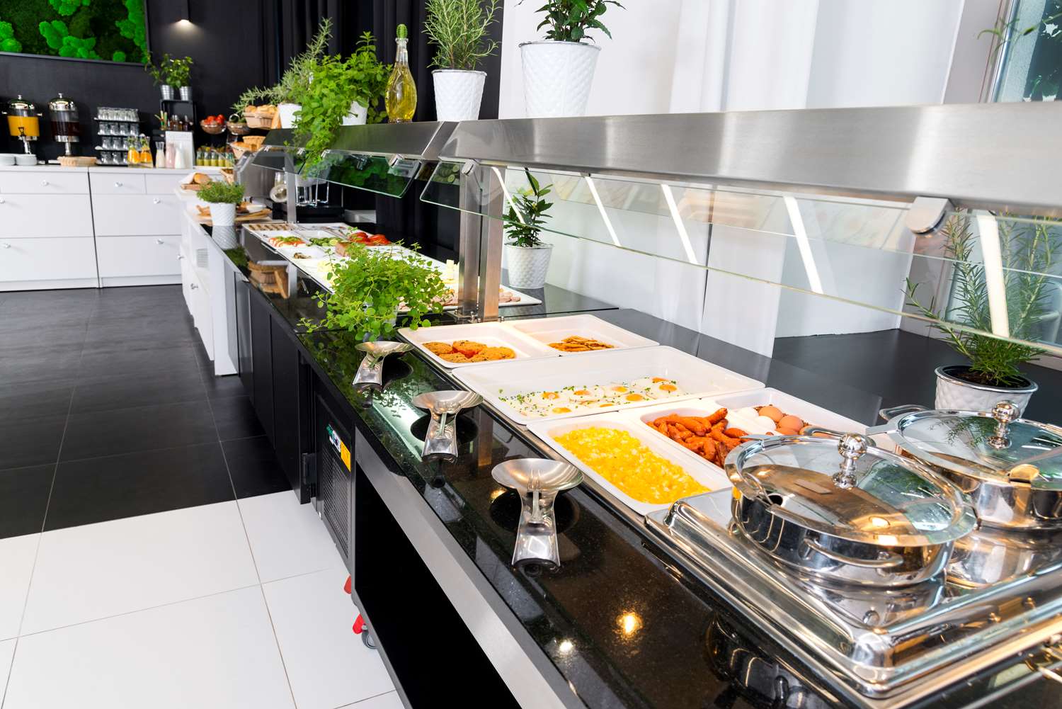 restaurant cafeteria