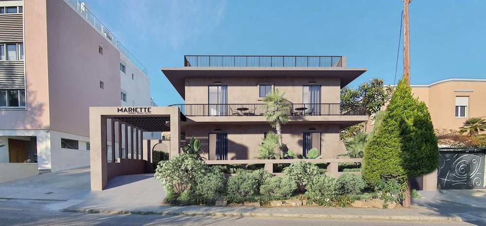 Mariette Apartments 3/55