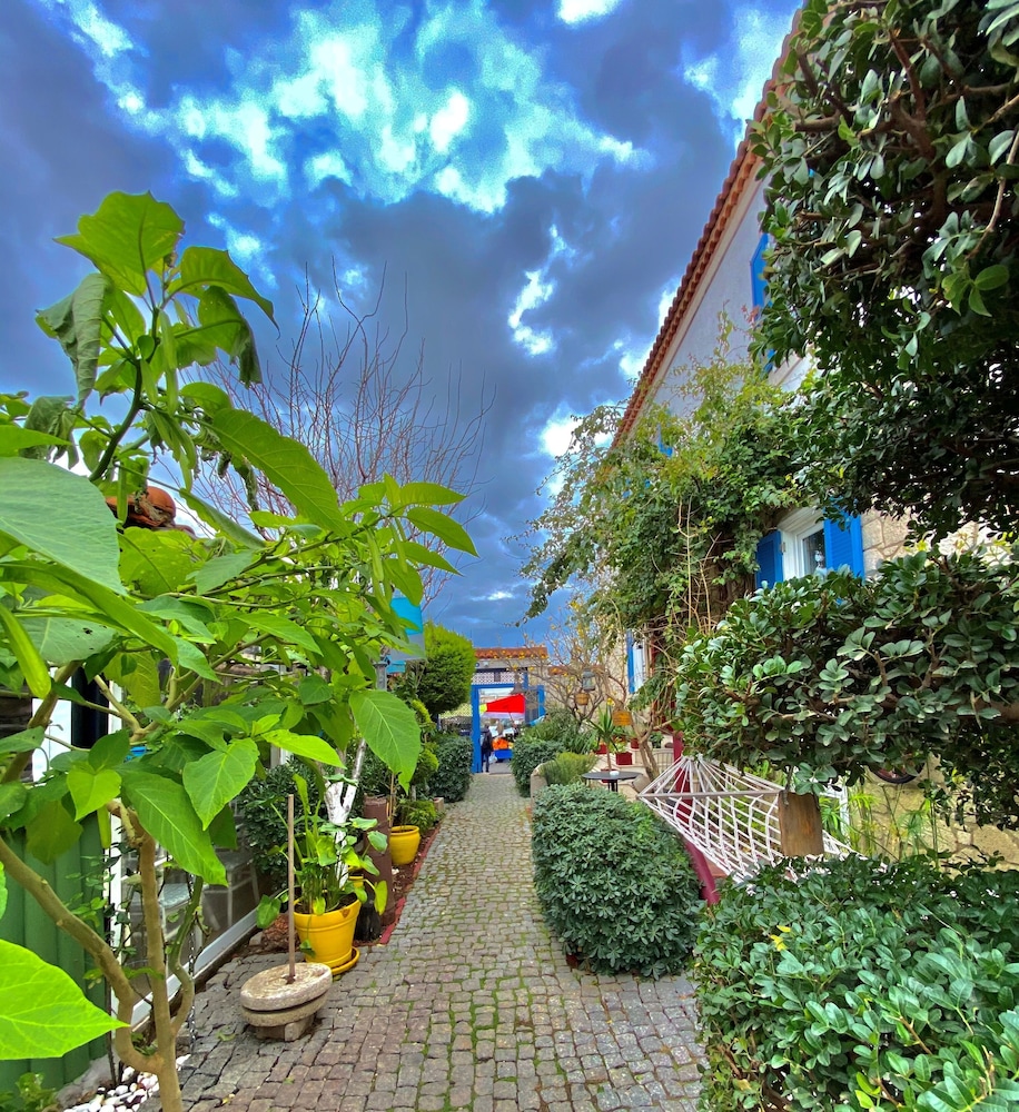 KAYEZTA HOTEL 41/49