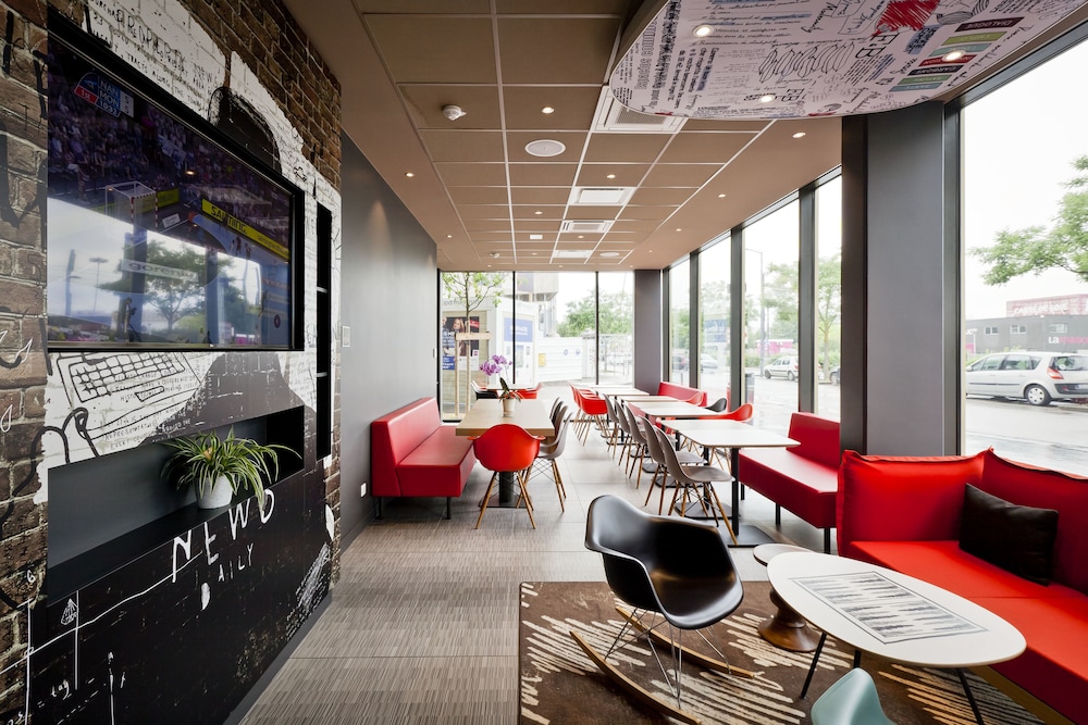 Ibis Lyon Carre De Soie 35/62