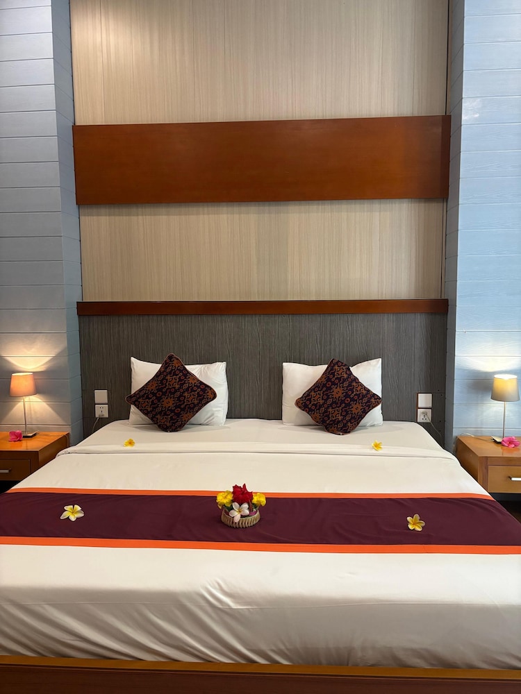 Adi Jaya Cottages 18/50