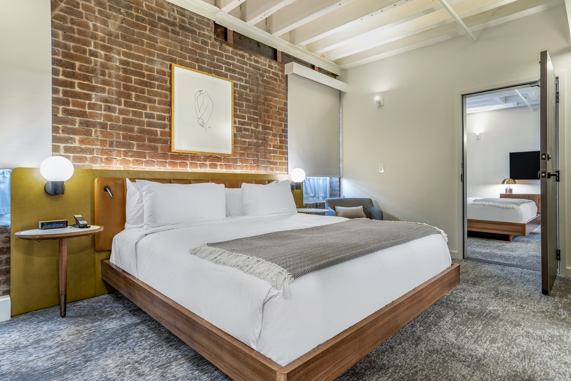 ROOM, KING BED, ACCESSIBLE