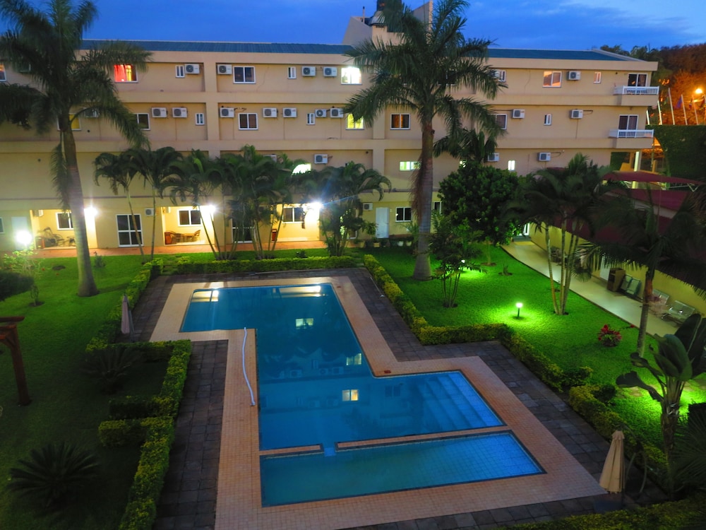 Hotel Castelo Branco 32/39