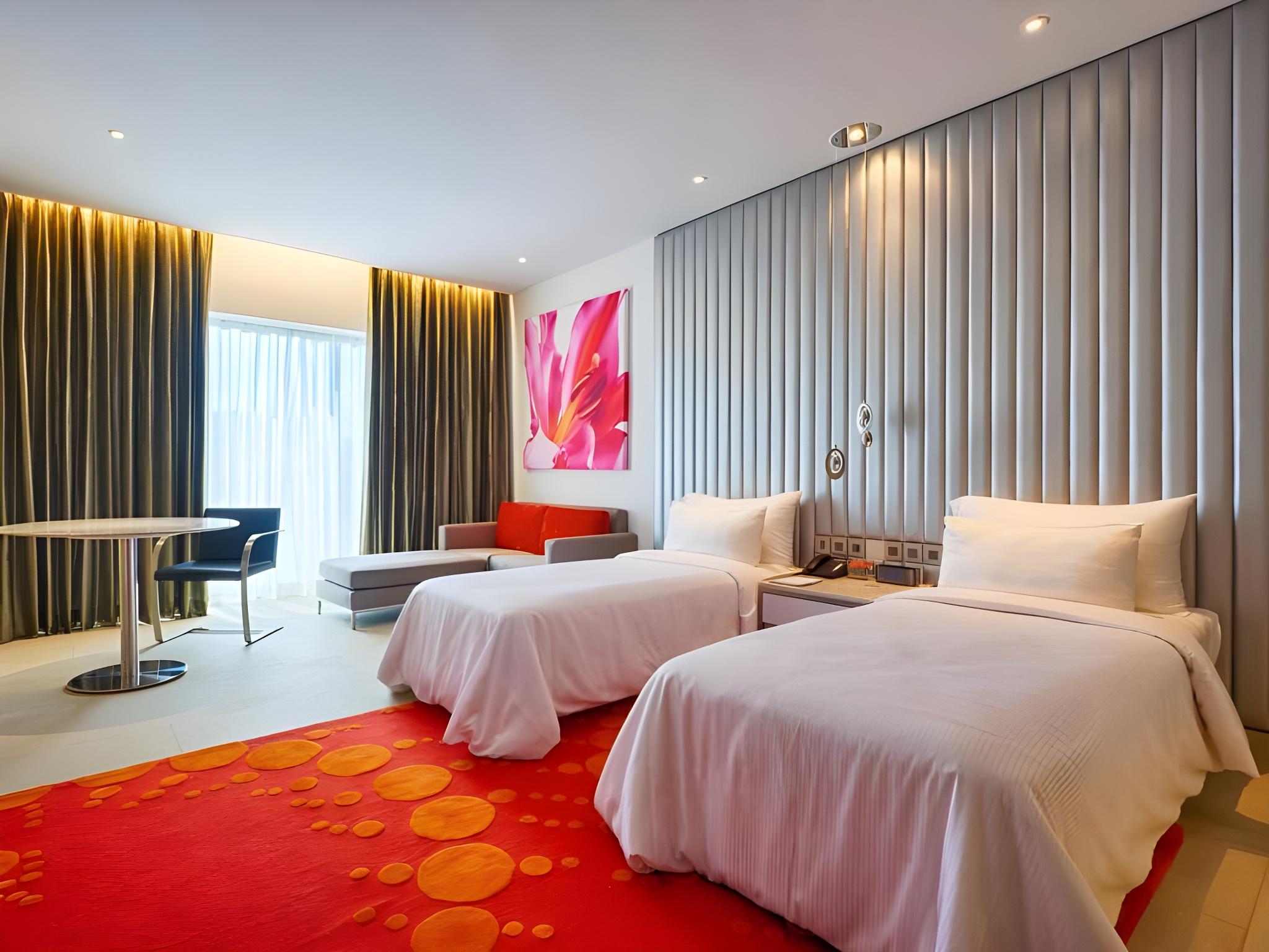 Silver, Double Bed، Avasa Hotels 2/2