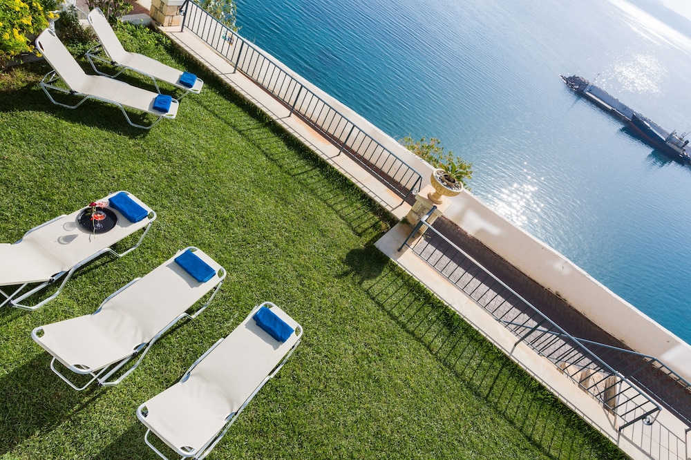 Palazzo Greco Boutique Hotel 57/62