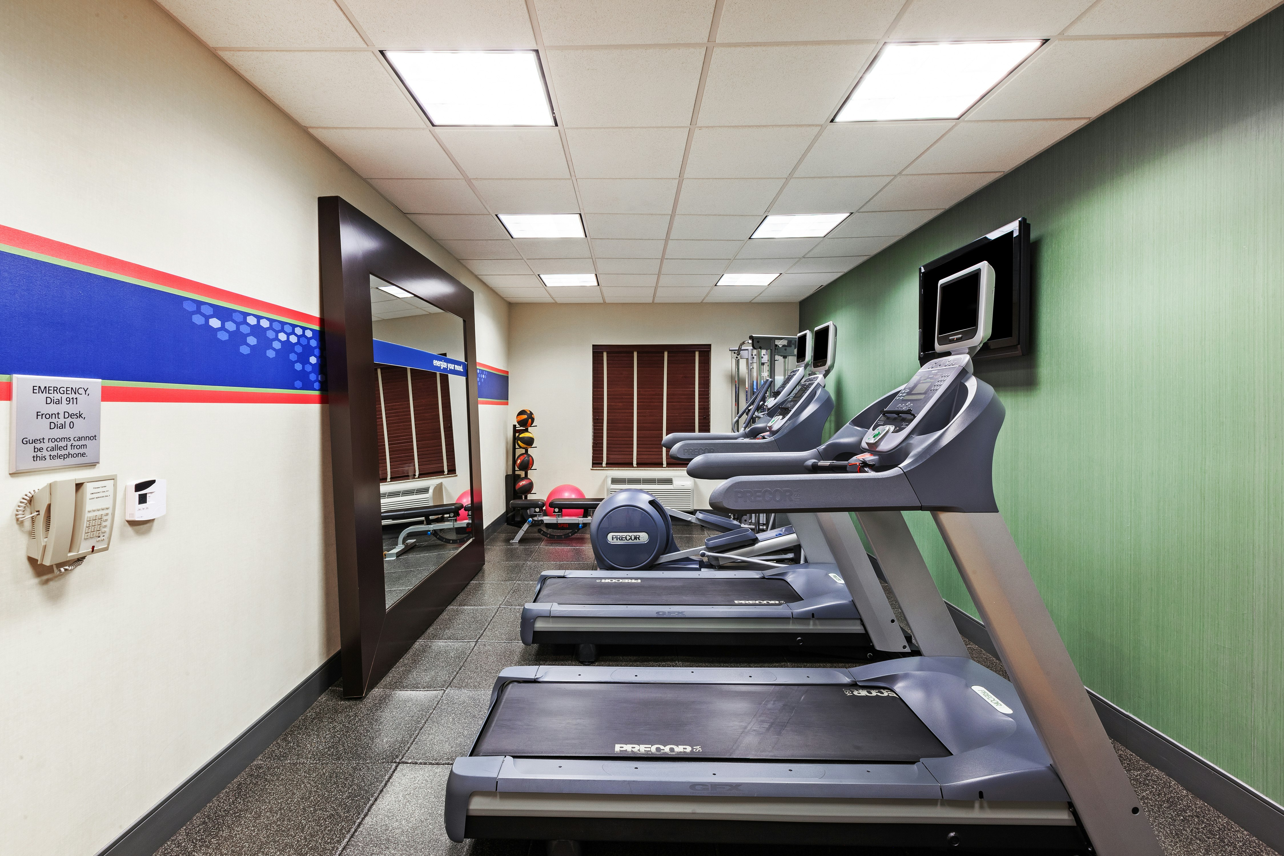 Hampton Inn Suites el Paso West 42/67