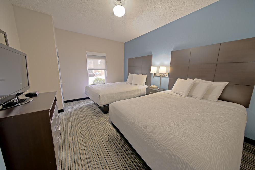 All Seasons Suites 14/54