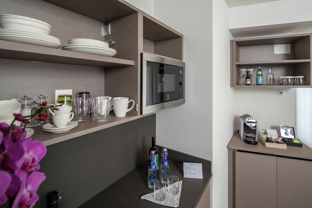 Hotel And Lounge Lago Maggiore 34/50