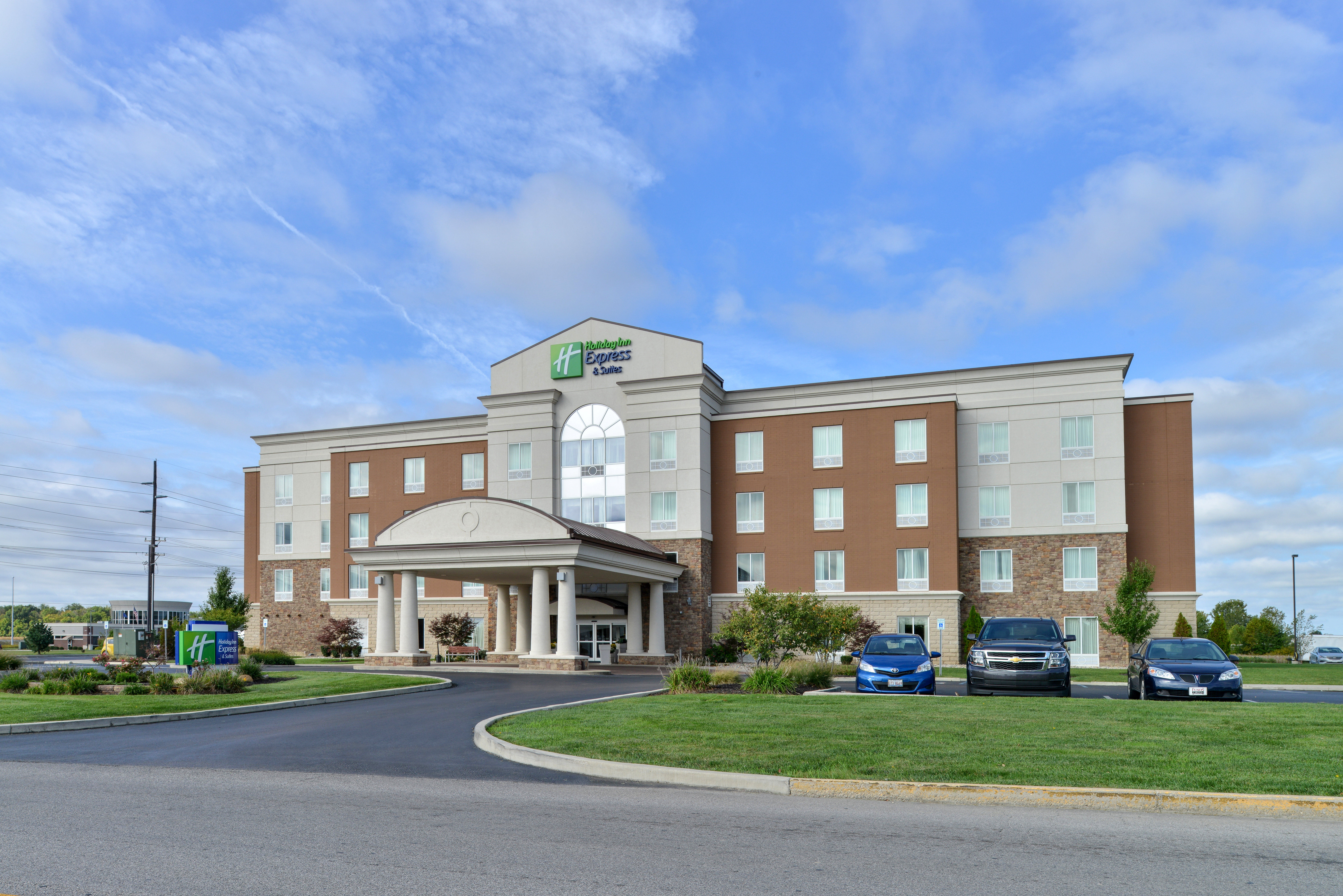 Holiday Inn Express Hotel and Suites Terre Haute 70/73