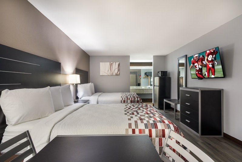 Red Roof Inn & Suites Athens, AL 12/15