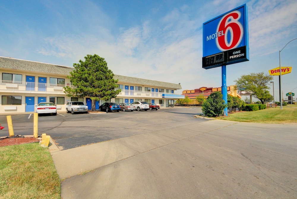 Motel6 Wichita, KS 35/44