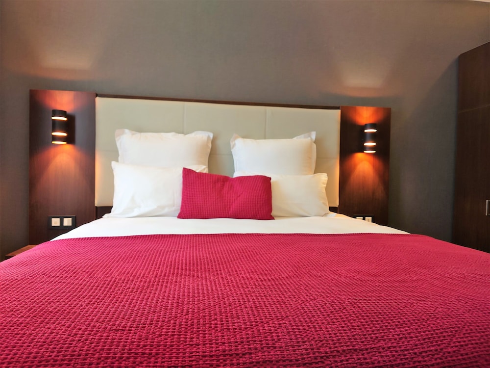 HOTEL CACTUS 27/49