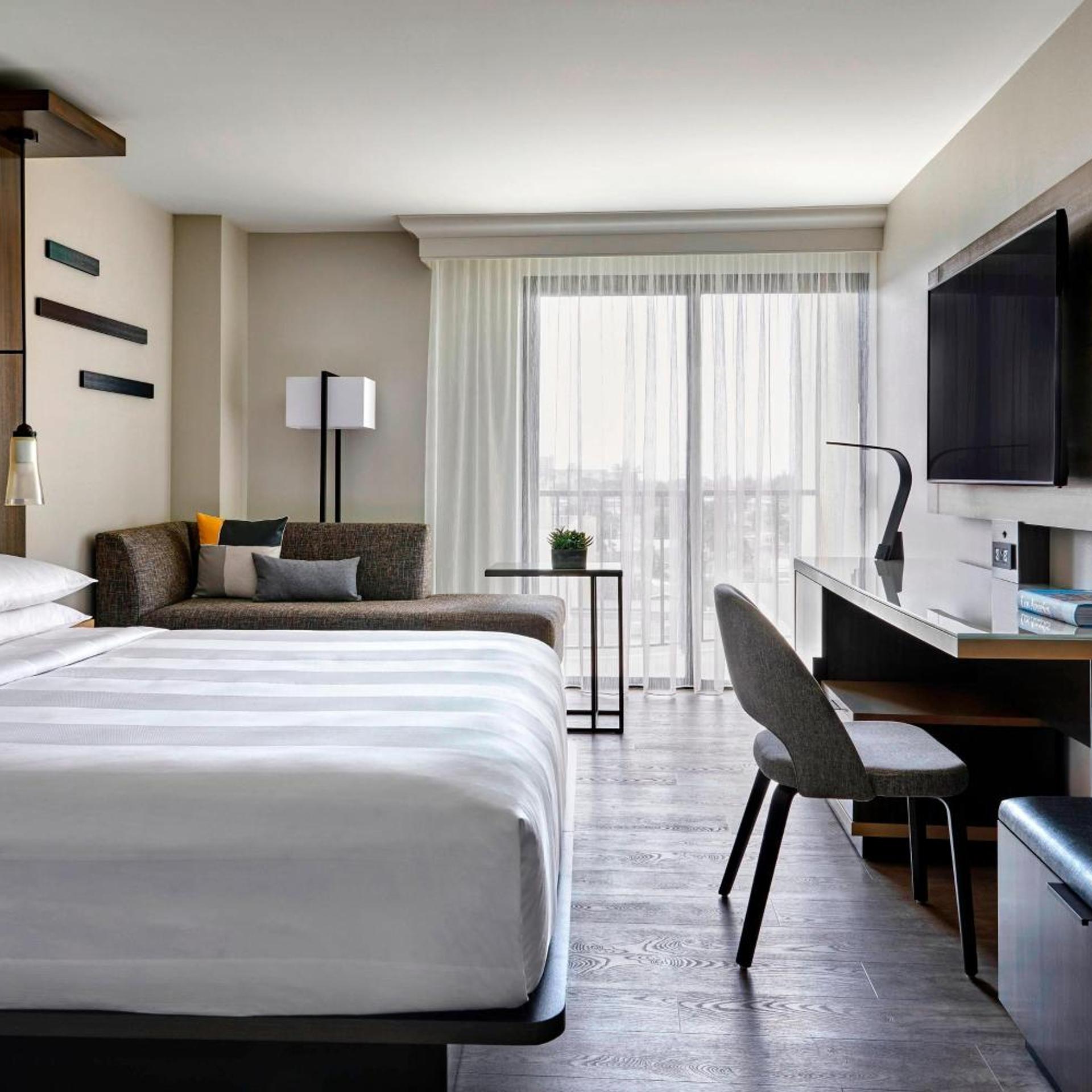 Concierge, King Bed