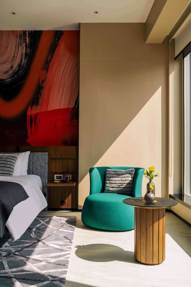 East Hong Kong Hotel 46/64