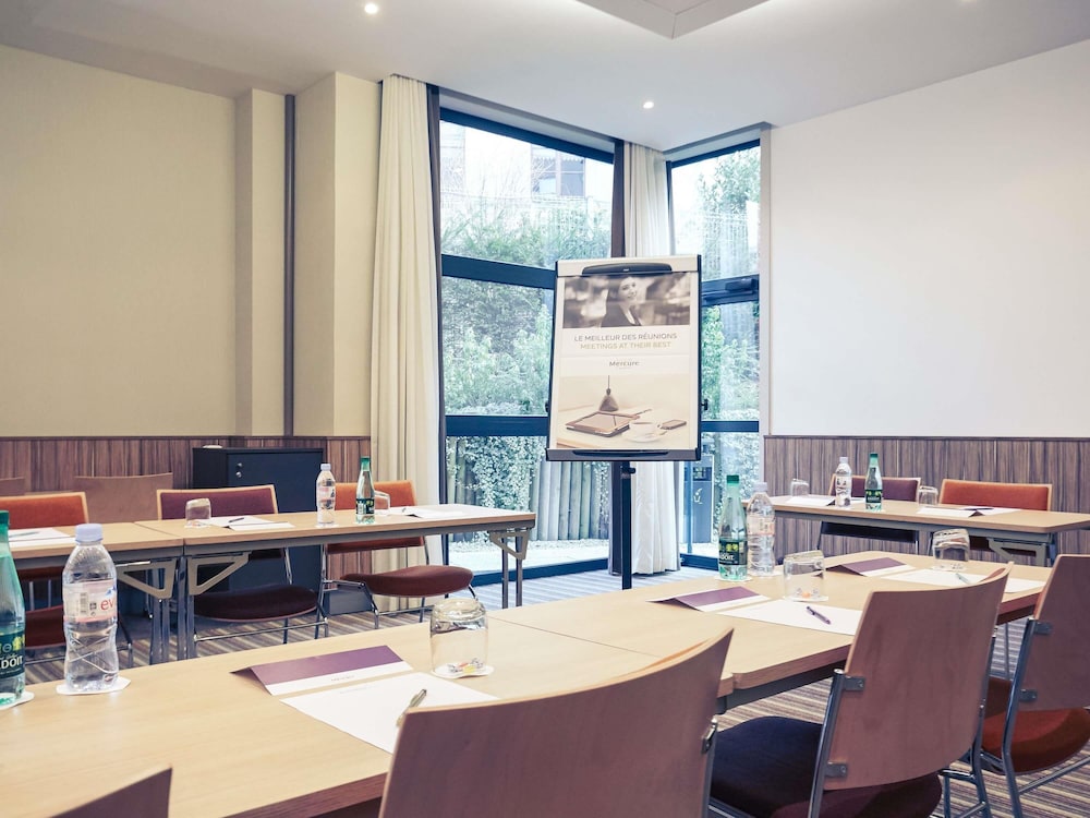 Mercure Valenciennes Centre 66/75