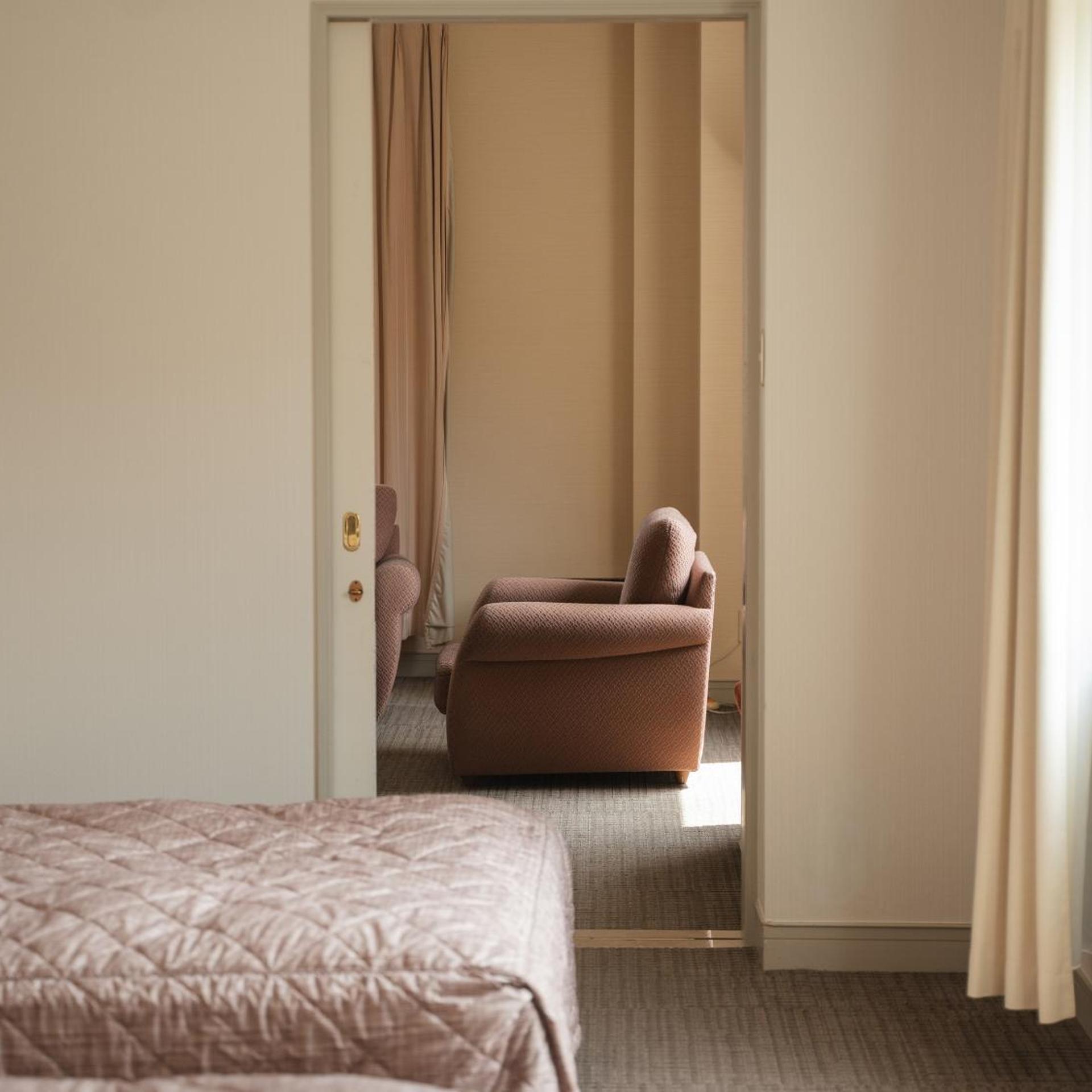 جناح جونيور، Takarazuka Washington Hotel 3/6