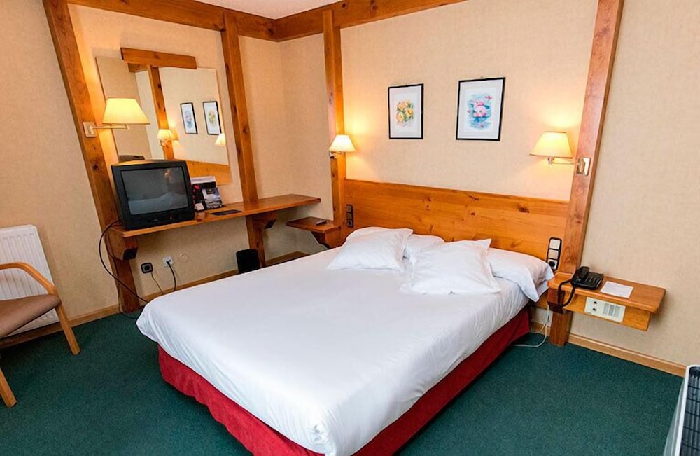 Sport Hotel 16/64