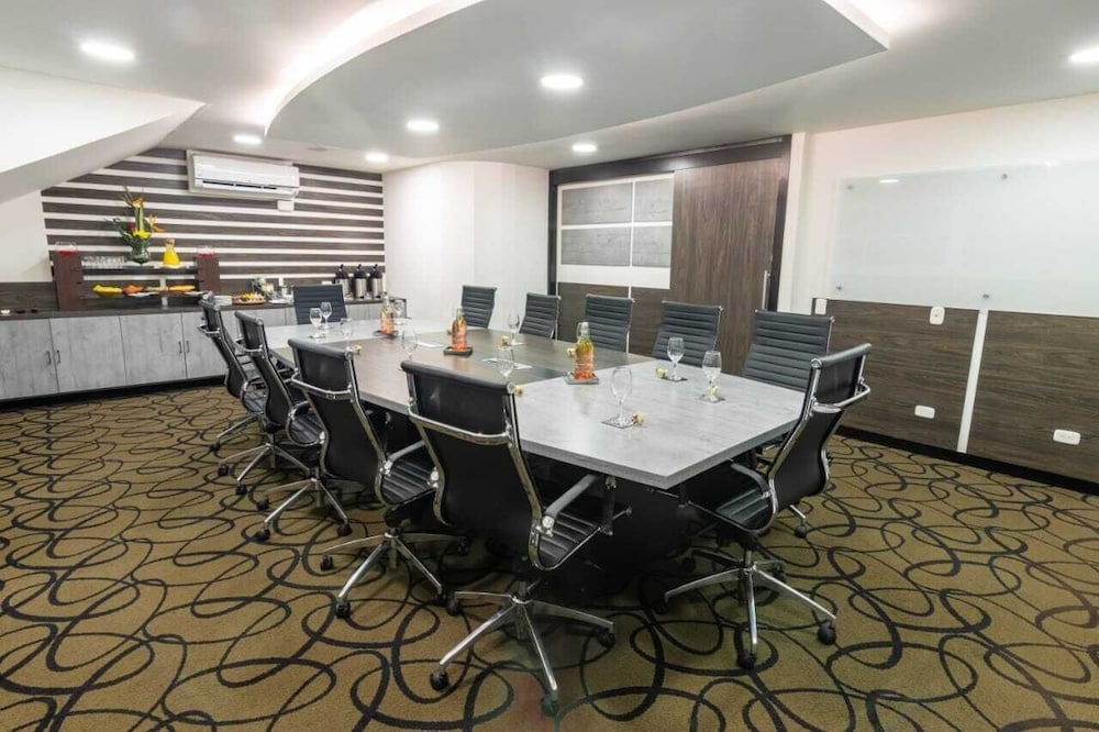 GHL Abadia Plaza Hotel 45/48