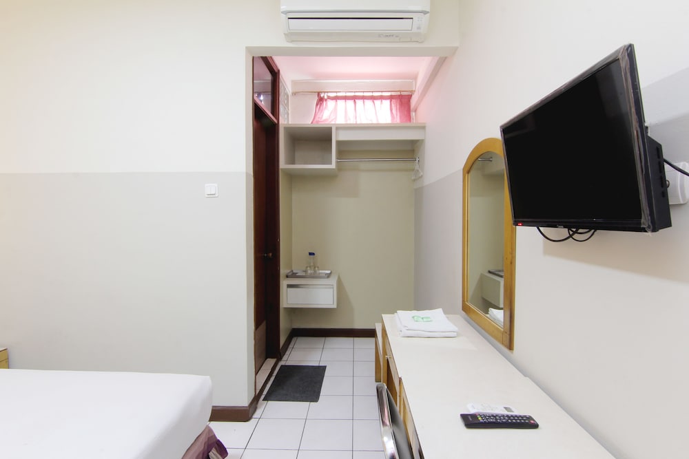 OYO 90103 Hotel Palem 19/24