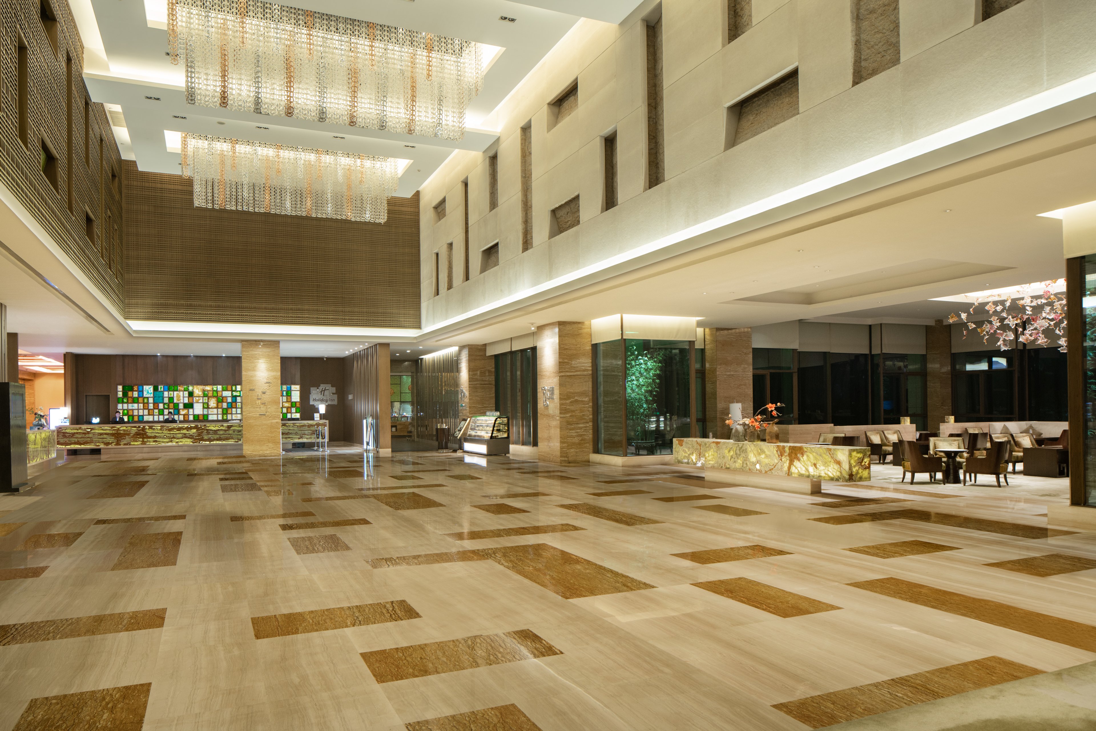 Holiday Inn Nanyang 7/38
