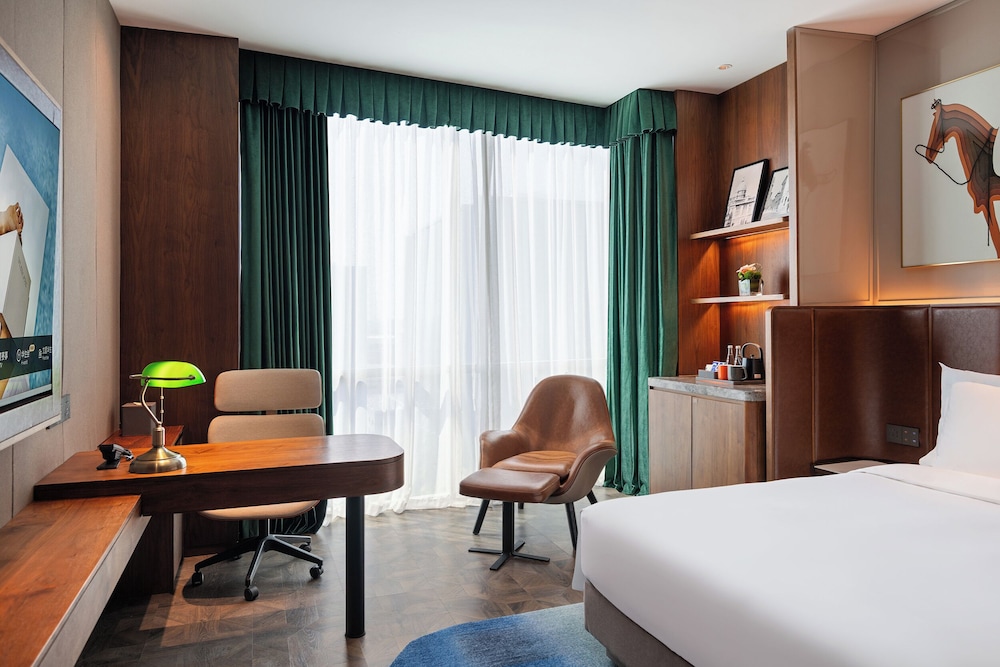 Novotel Shanghai Baoshan Jiusi 13/46
