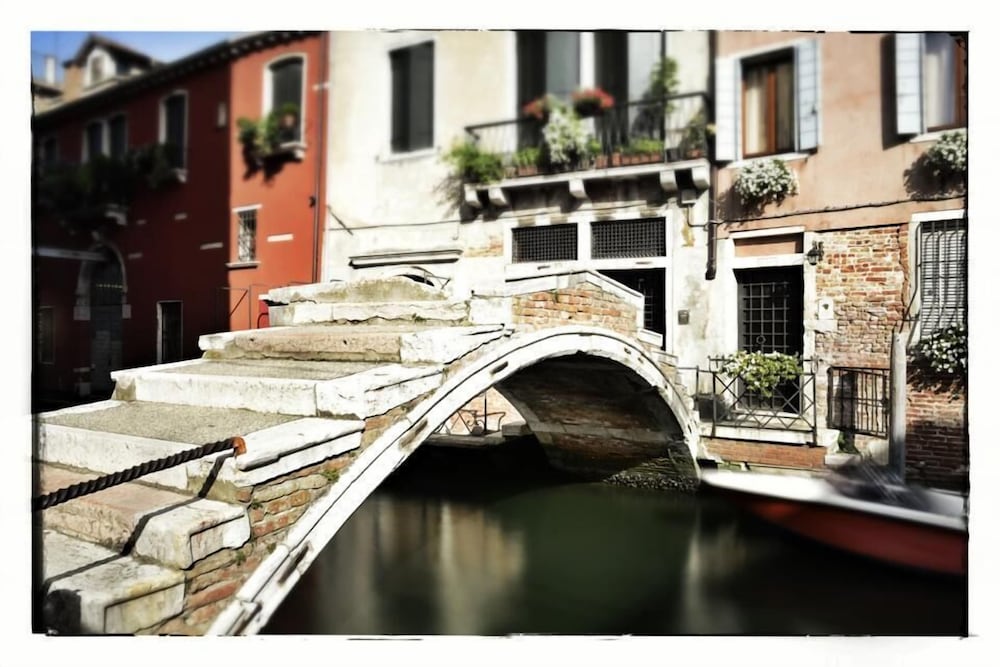 3749 Ponte Chiodo Guest House 33/46