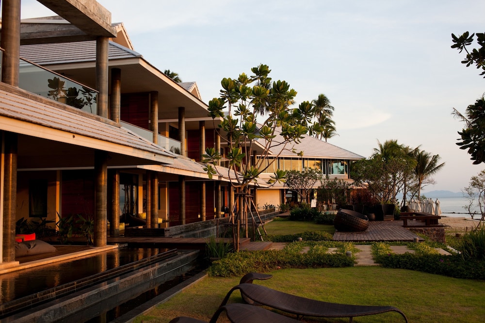 NA TARA RESORT 46/50