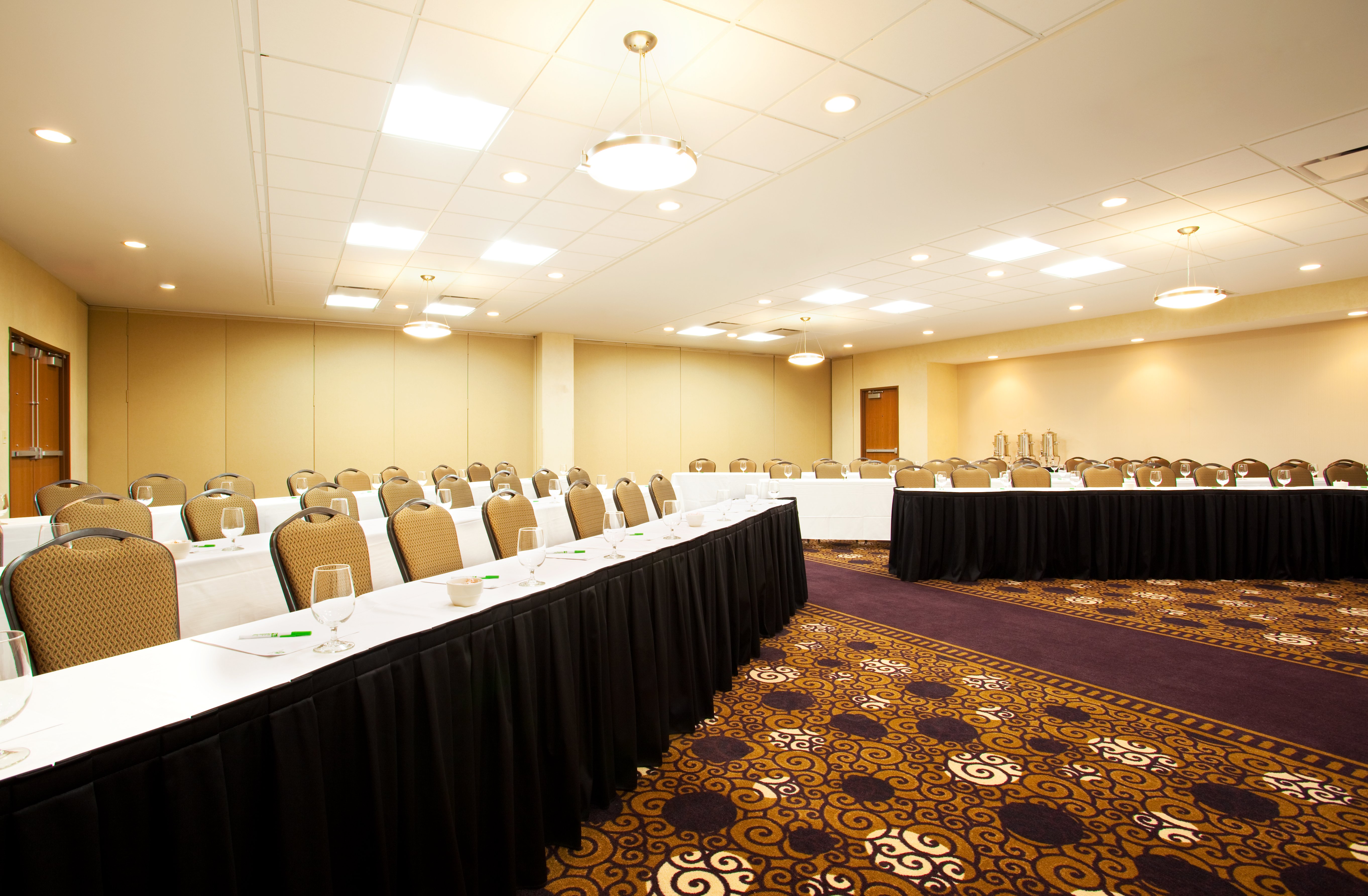 HOLIDAY INN BATTLE CREEK 41/47