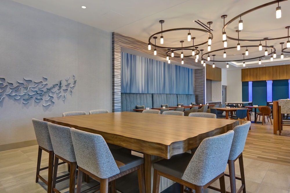 Hilton Garden Inn Destin Miramar Beach 76/84