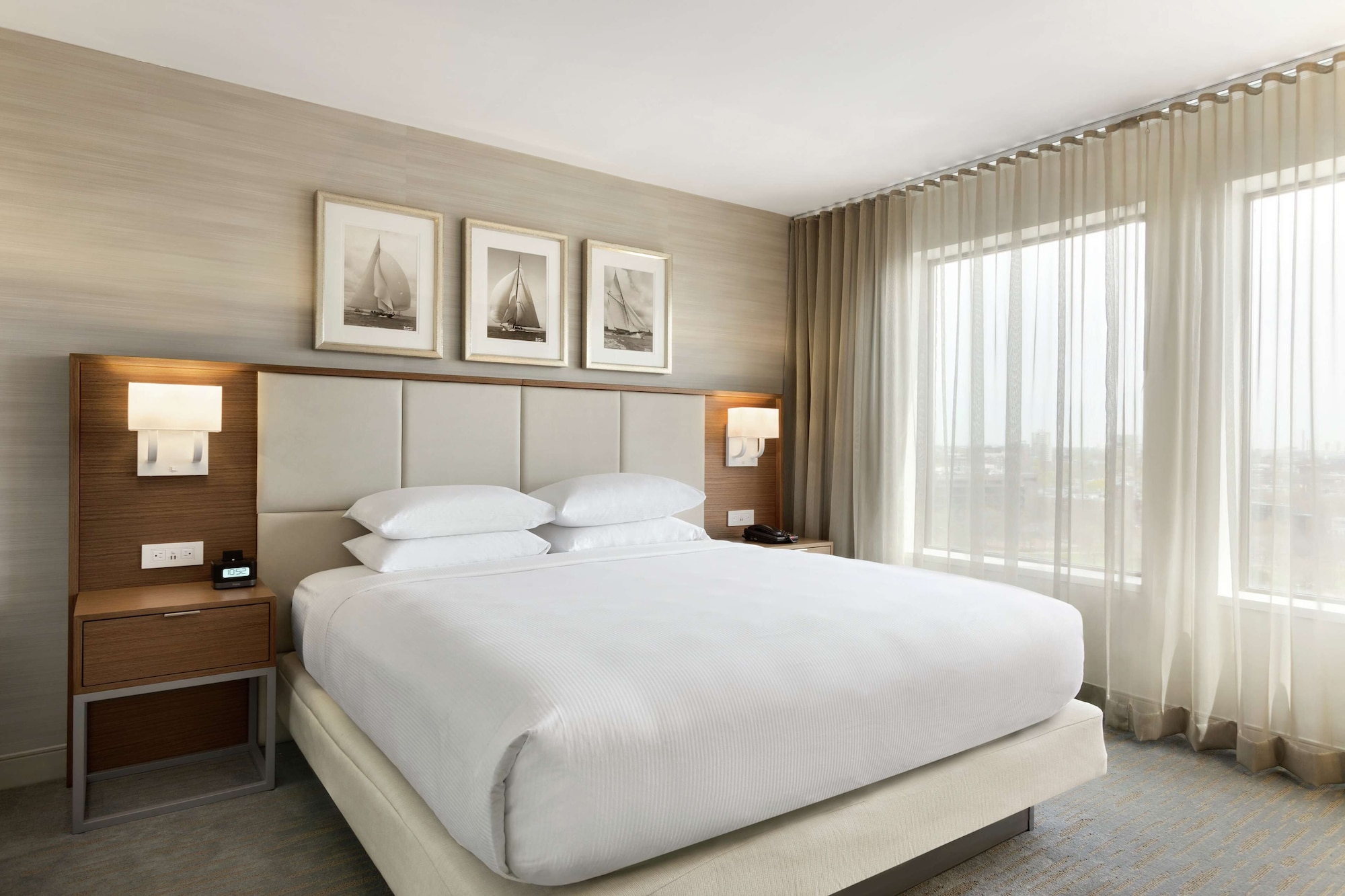 STANDARD, KING BED