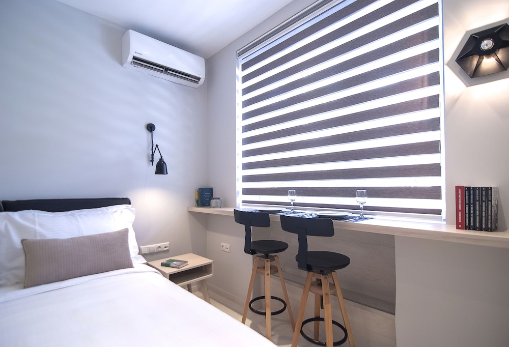 Acropolis Stay 16/50