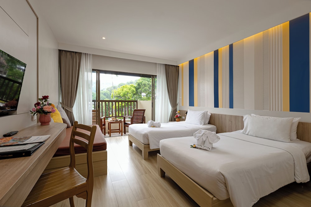 Patong Lodge Hotel 13/59