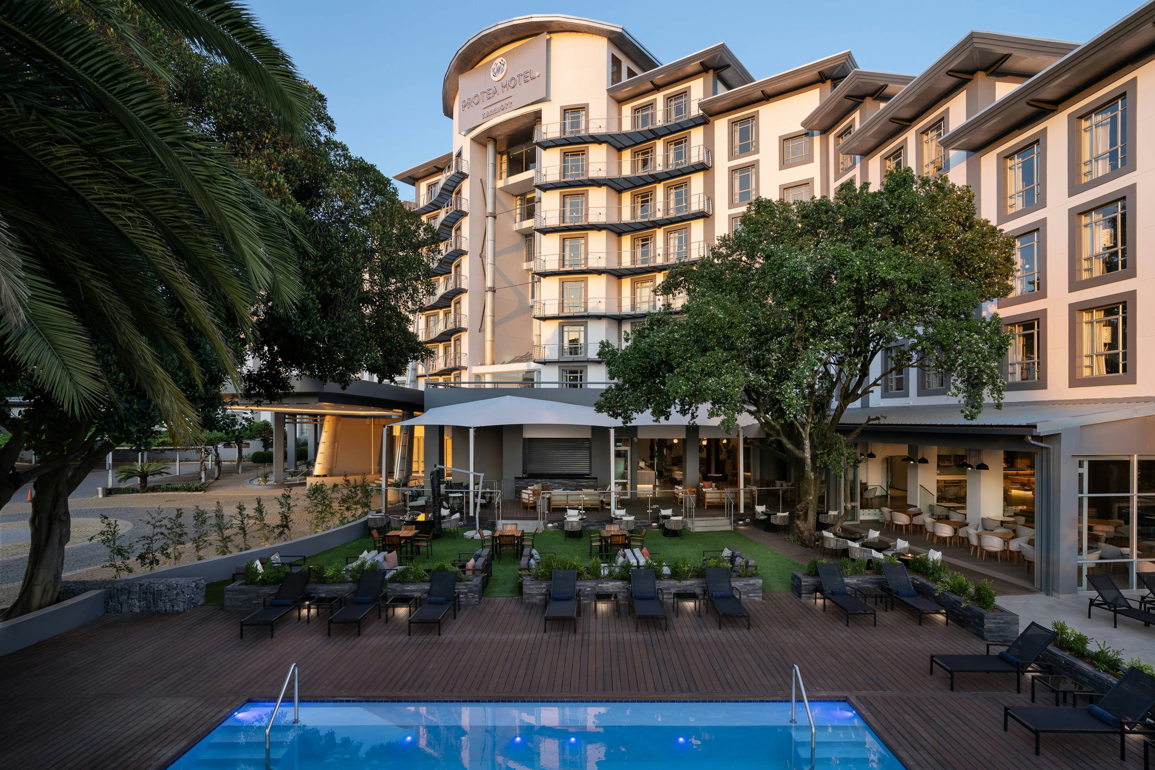 Protea Hotel Wanderers 80/80